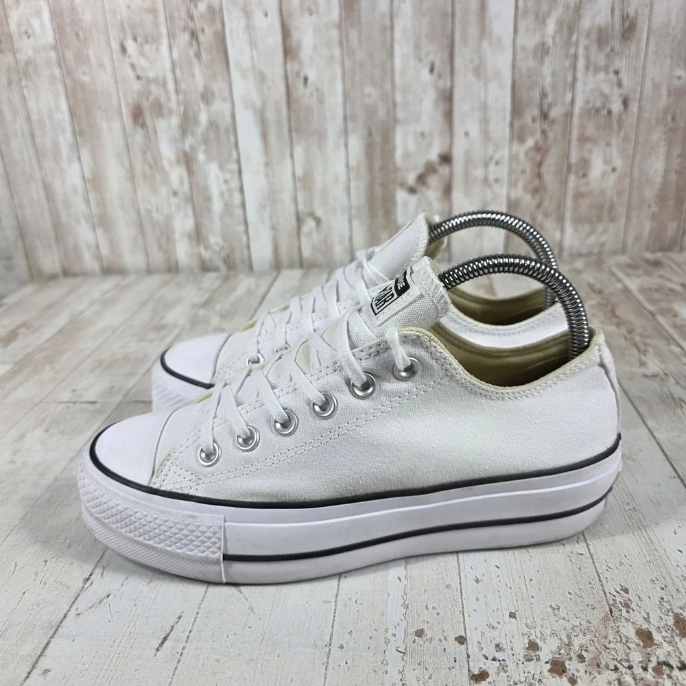 Converse Chuck Taylor All Star Lift White Platform Sneakers 560251F Womens 7